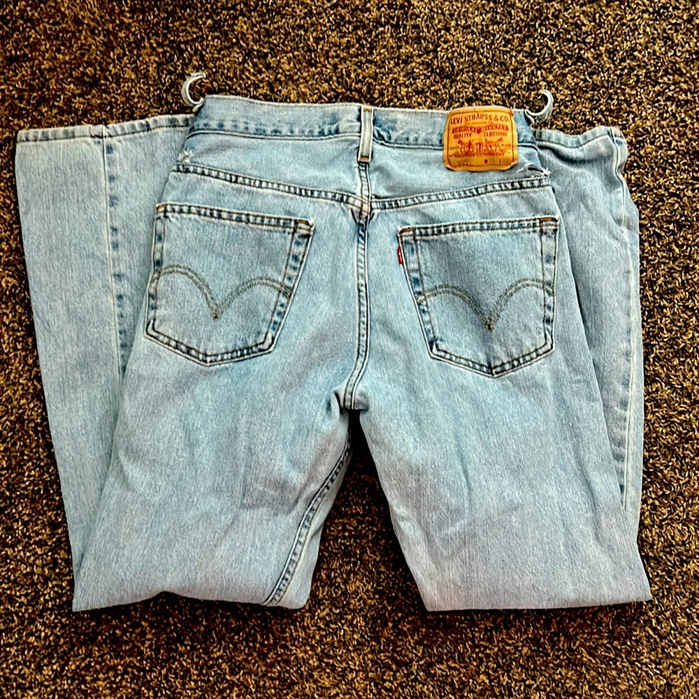 vintage light wash levi’s